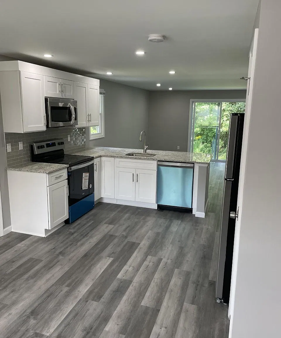 2 bed, 1.5 bath, 1150 sqft, $1,975 — Photo 2