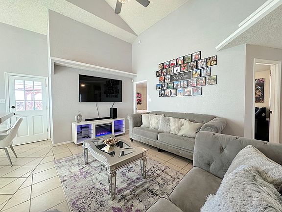5th image of 8673 Centennial Dr