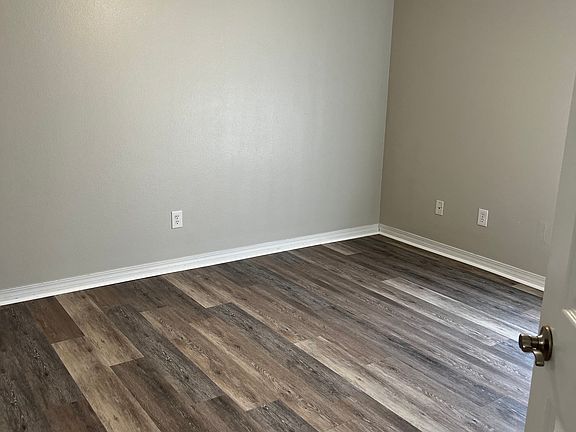 5th image of 10150 Cove Ave APT 24
