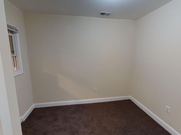101 35th St NE APT 2