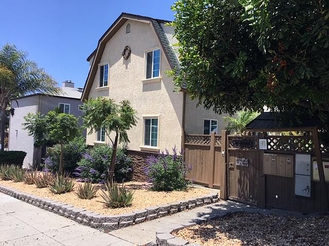 1st image of 3674 Voltaire St #3674