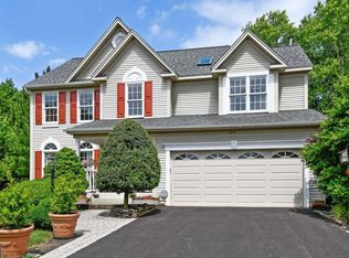 2816 Bargate Ct, Crofton, MD 21114