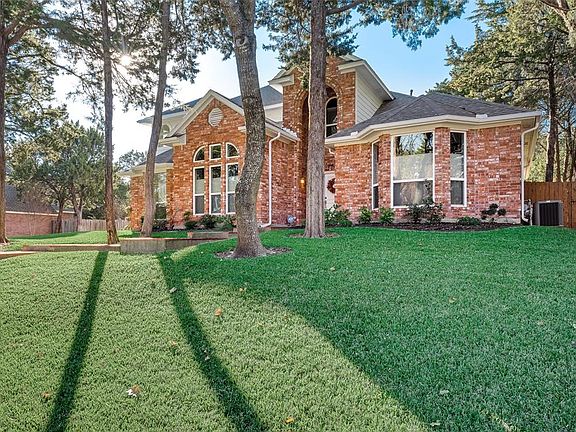 4th image of 1940 Valley View Dr