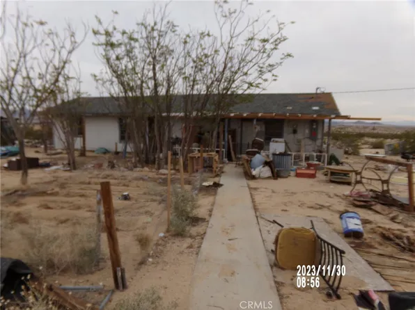 1078 Flohero Ln, Twentynine Palms, CA 92277