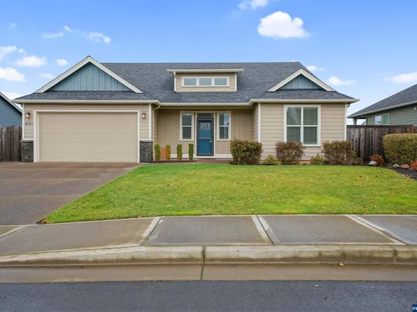 641 SE Arabian St, Sublimity, OR 97385