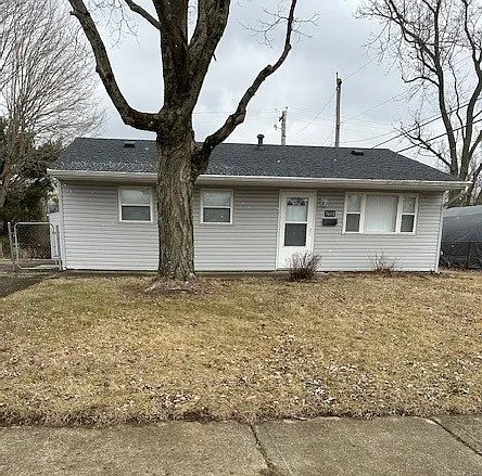3684 Shoreline Dr photo 1