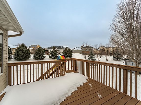 3rd image of 2053 Century View Ln NE