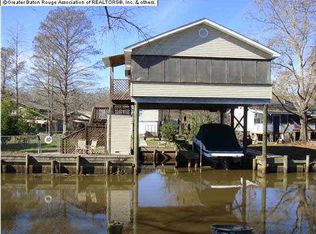 20296 Patricia St, Springfield, LA 70462