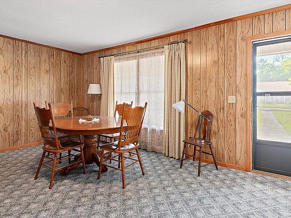 2nd image of 103 Dover Ct