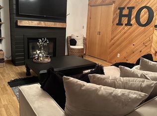 203 Maple St, Pardeeville, WI 53954