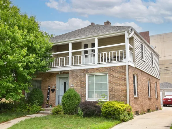 4104 N Bartlett AVENUE #4106, Shorewood, WI 53211