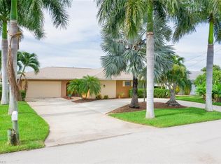1625 SE 40th Ter, Cape Coral, FL 33904