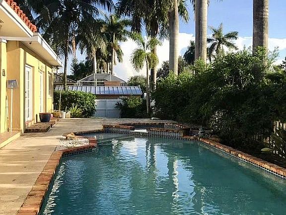 5th image of 17804 SW 83rd Ct