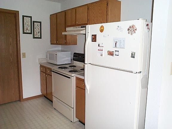 All Appliances Stay! + Washer & Dryer