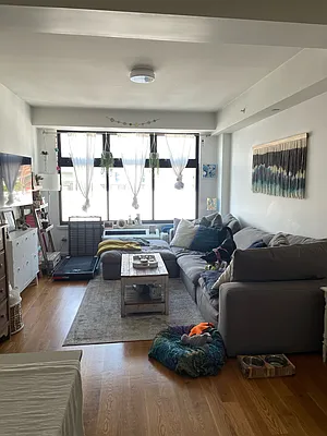 Rented by MySpaceNYC | media 14