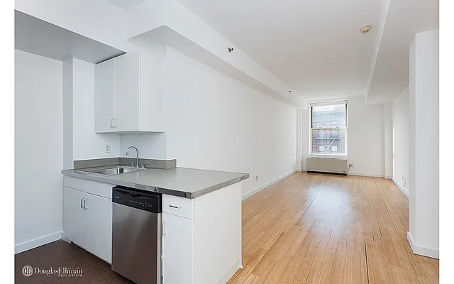 Rented by Douglas Elliman | media 13