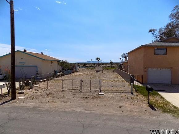 1st image of 406 Whitewater Dr