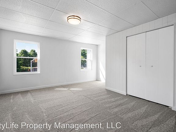 4th image of 613 W Main St #615