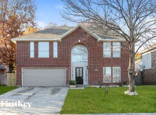 4543 Buckingham Dr, Grand Prairie, TX 75052