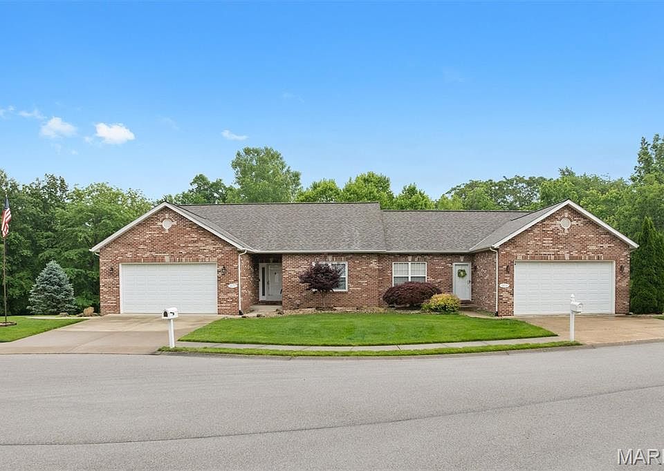 1st image of 1675 Lakepointe Estates Dr