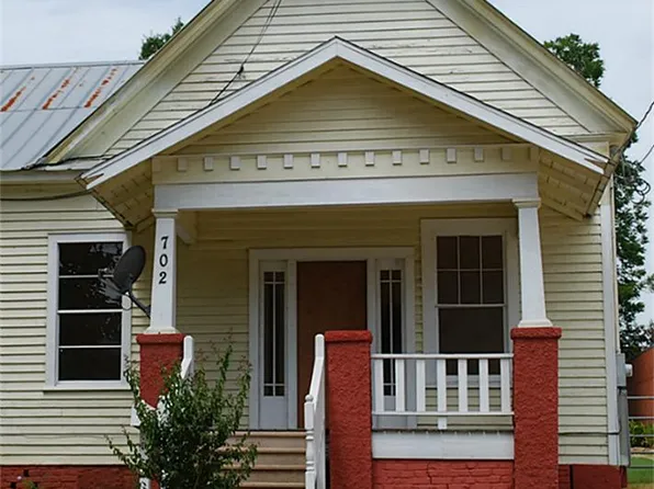 702 Clinton St, Brenham, TX 77833