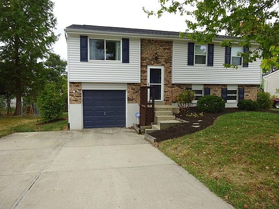 2nd image of 105 Carriage Hill Dr