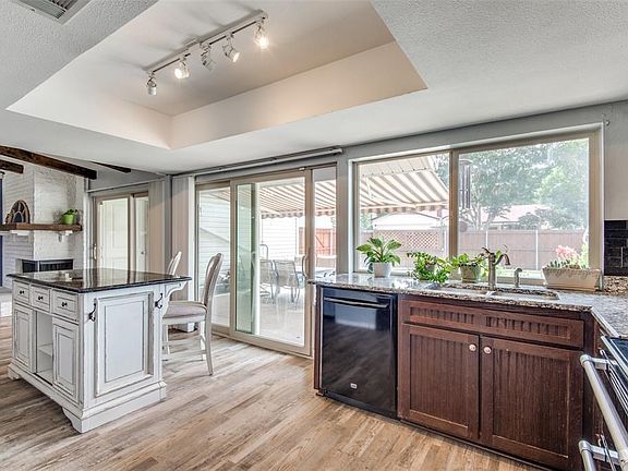2nd image of 3446 Castle Rock Ln