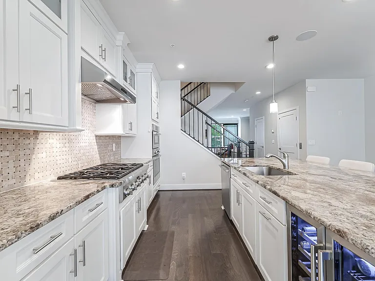 11692 Sunrise Square Pl — Photo 22