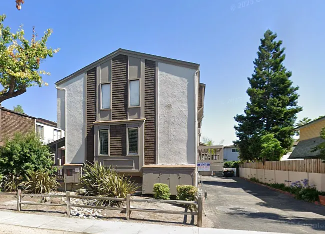 2 bed, 1.5 bath, 1165 sqft, $3,750 — Photo 1