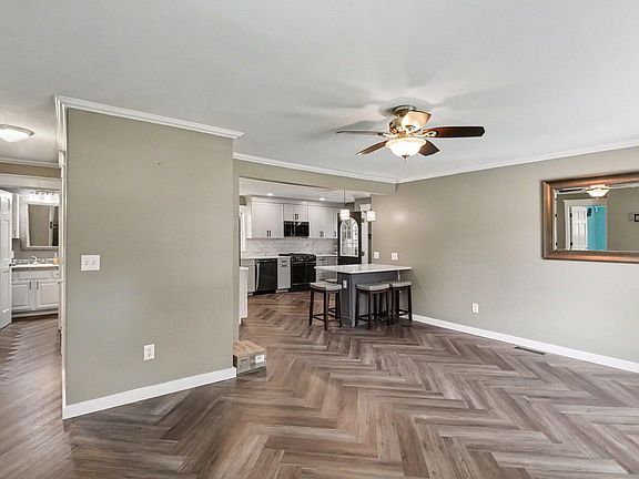 5th image of 5227 Hoag Rd