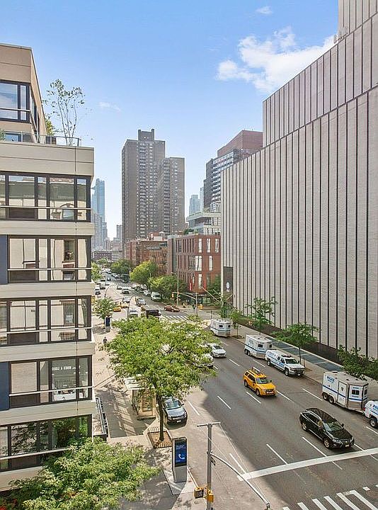 2nd image of 812 10th Ave #3B