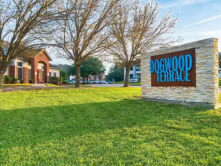 Dogwood Terrace — Photo 1