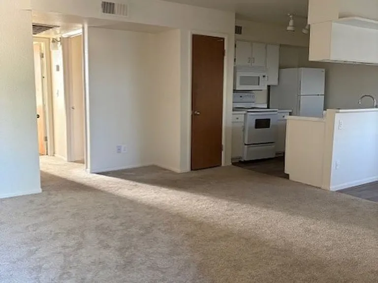 Shadowbrook Apartments-Scenic Living in Sedona — Photo 12