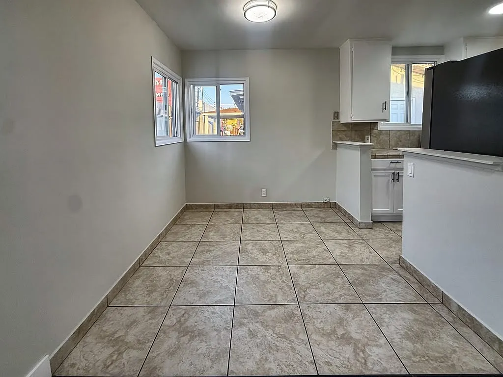 1 bed, 500 sqft, $1,850 — Photo 4