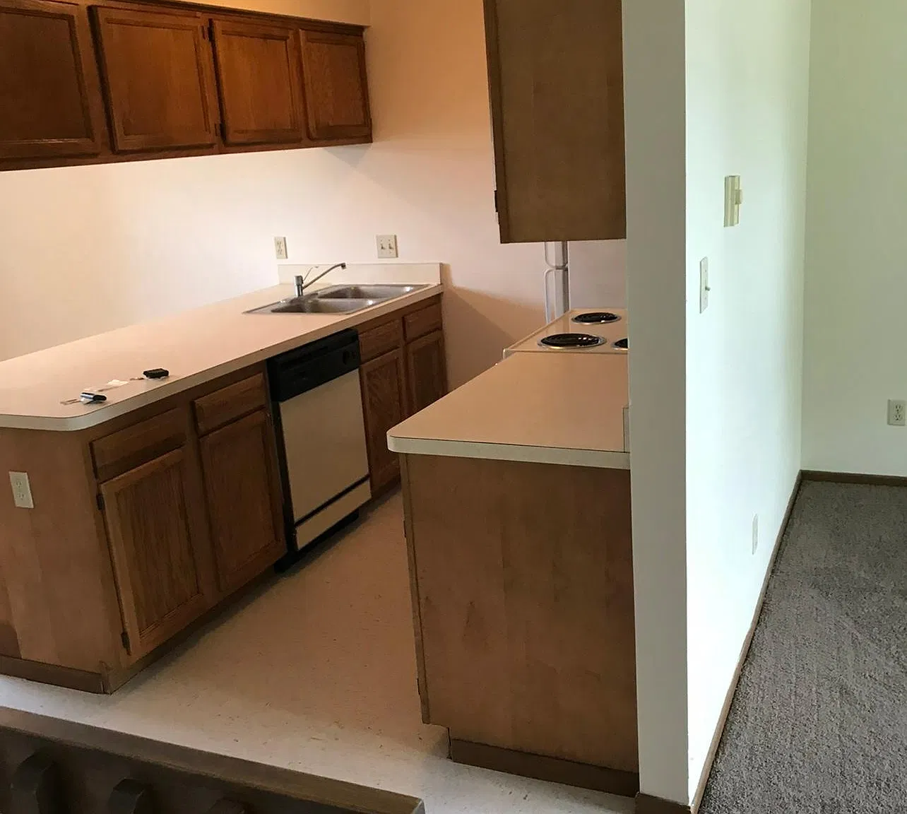 3 bed, 1700 sqft, $1,500 — Photo 2