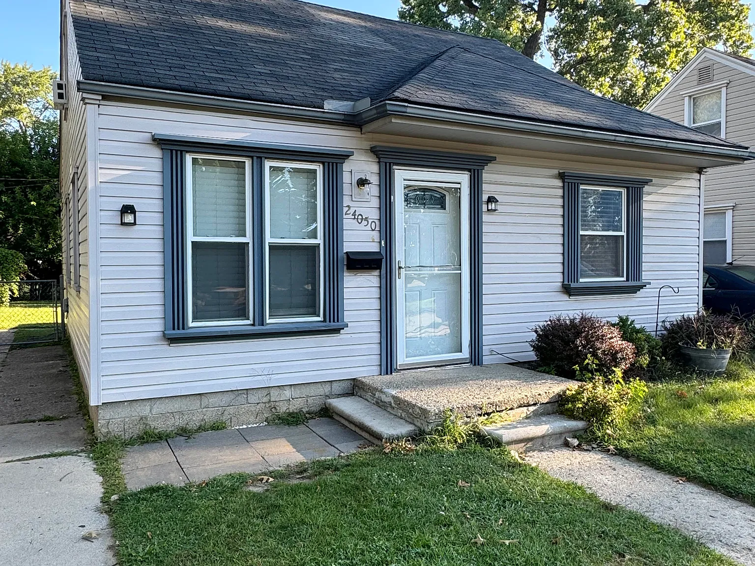 2 bed, 938 sqft, $1,350 — Photo 2