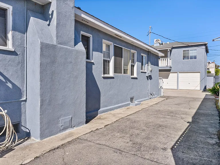 3124 Helms Ave #1/2 — Photo 13