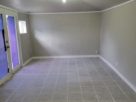 2nd image of 1402 S Hayden St APT B