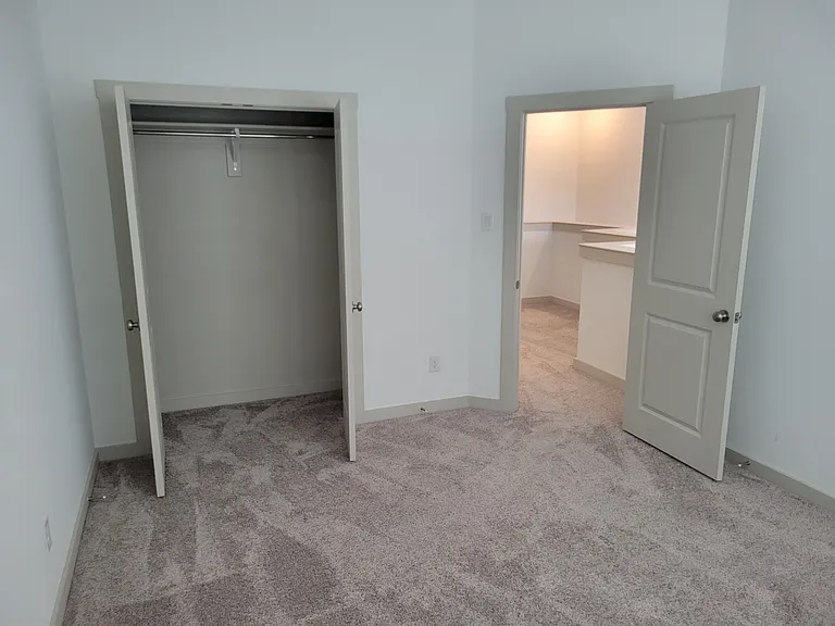 6429 Iron Horse Blvd — Photo 16