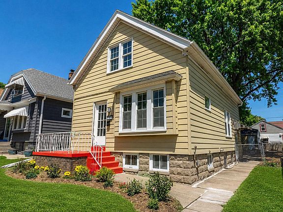 2nd image of 306 W Harrison AVENUE