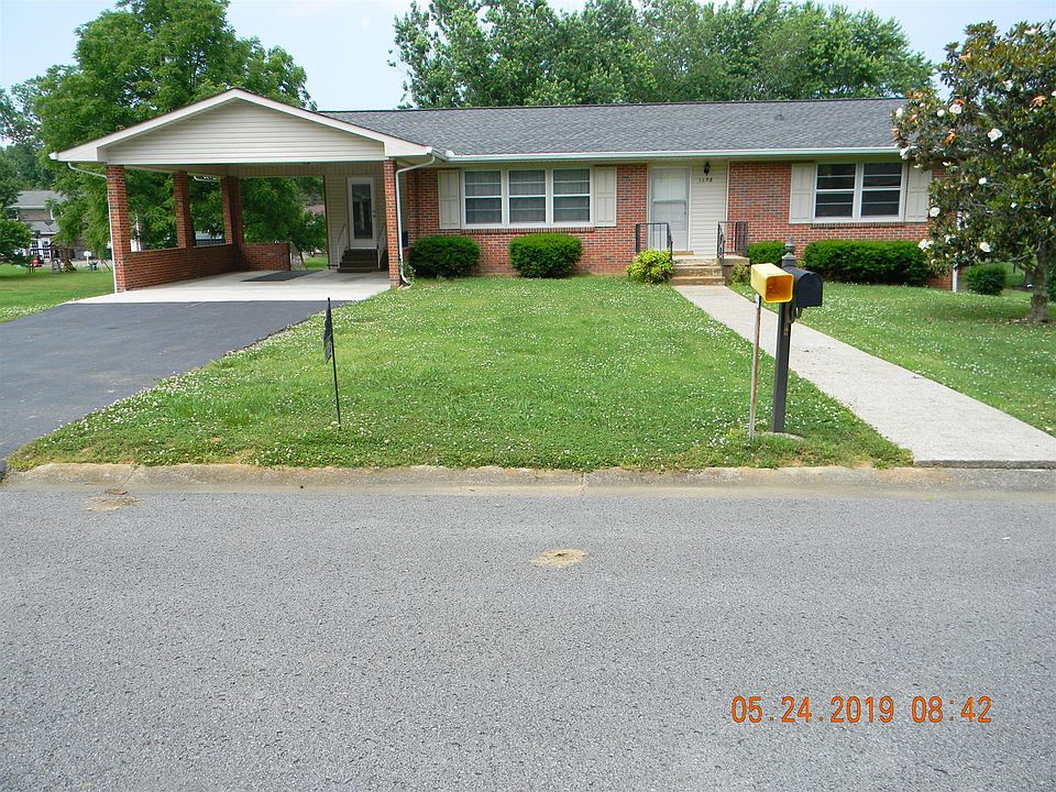 1st image of 1102 Dow Dr