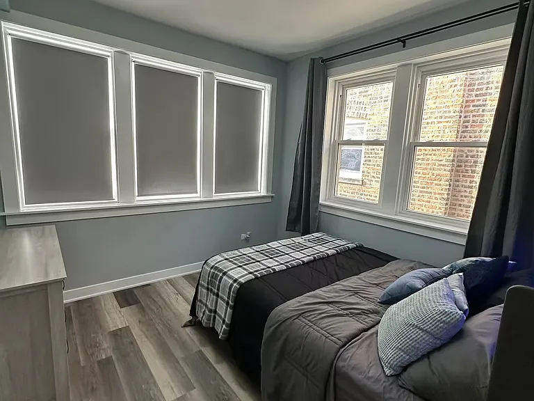 5131 W Roscoe St #1 — Photo 13