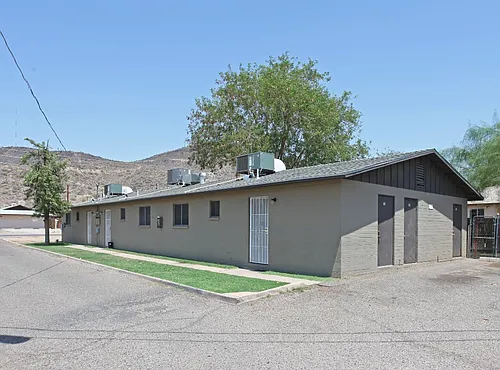 1625 W Desert Cove Ave Photo 1