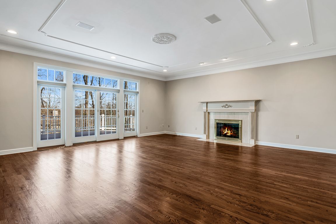 next background image