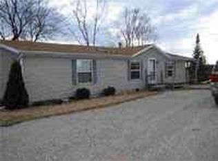 8201 Lakeshore Dr, Clare, MI 48617