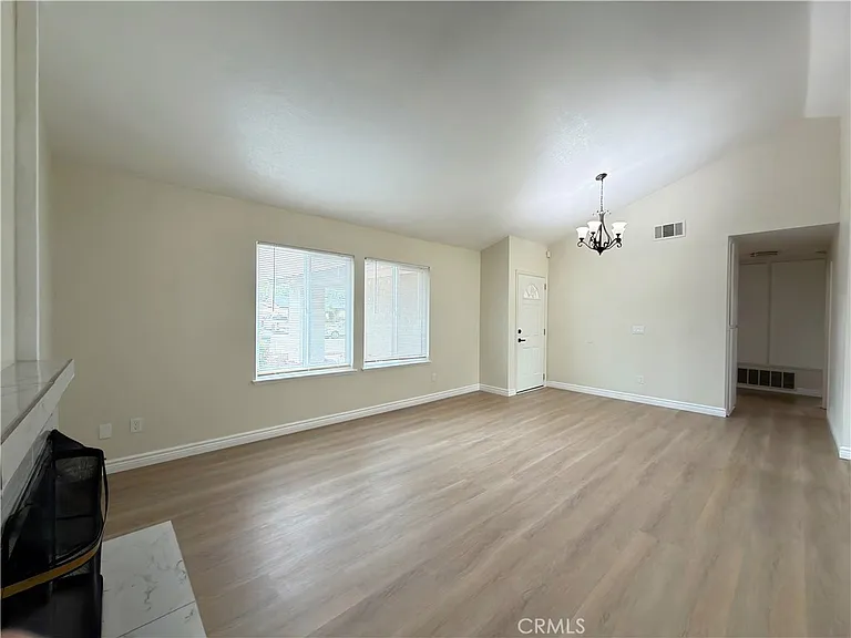 7689 Cornel Ct — Photo 7