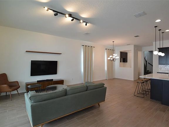 3rd image of 16053 Micelli Dr
