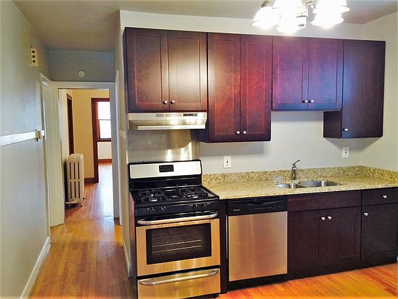 5th image of 847 Ferdinand Ave APT 2