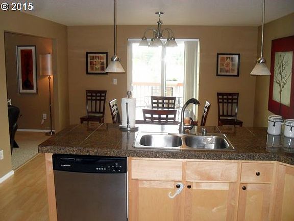 3rd image of 12600 NE 25th Way