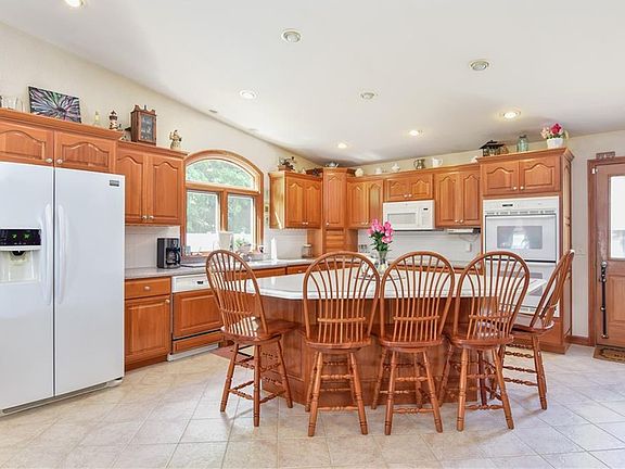 3rd image of 1315 N Union Ave